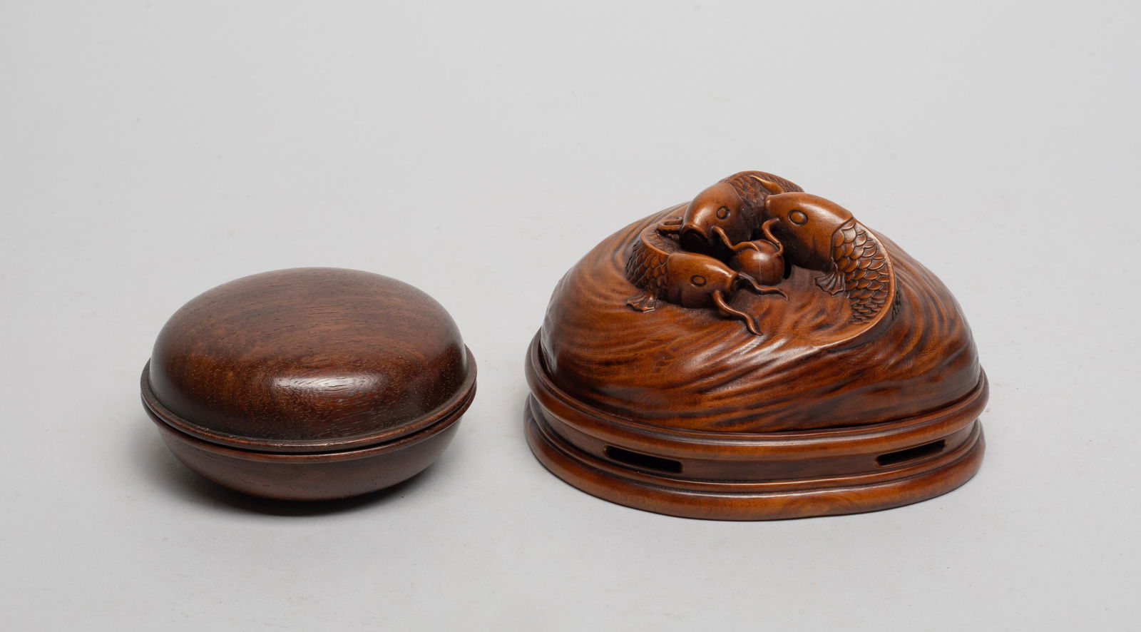 Chinese Wood Carved Box & Censer: Including a covered box, and a censer carved with three catfish chasing a ball. Approx. 4.3*3.6*2.4 inch (censer size).