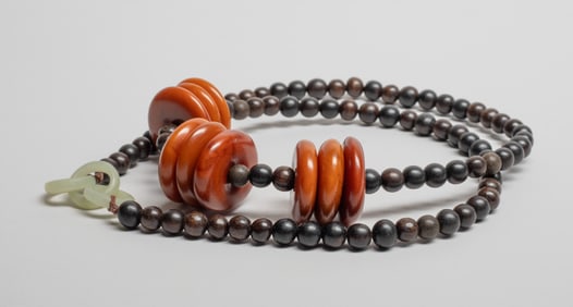 Chinese Export Amber, Agarwood Necklace