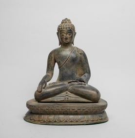 Estate Chinese/ Asian Bronze Sculpture of Buddha