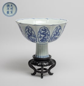 Estate Chinese Export Porcelain Tall Bowl
