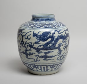 Chinese Blue & White Porcelain Dragon Jar