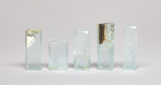 High Quality Clear Aquamarine Stones