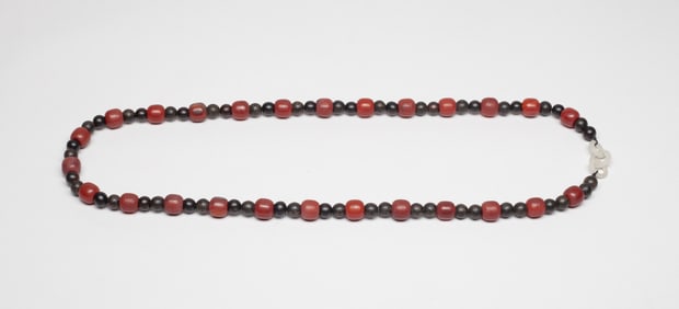 Rare Chinese Cameo Agate, Agarwood Beads Necklace