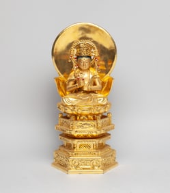 Vintage Japanese Gilt Lacquer Buddha
