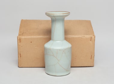 Estate Chinese Export Kuan Type Porcelain Vase