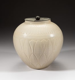 Chinese Ding Ware Porcelain Jar