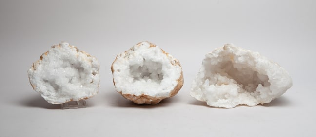 Set Collectible Crystal Cave Sculptures