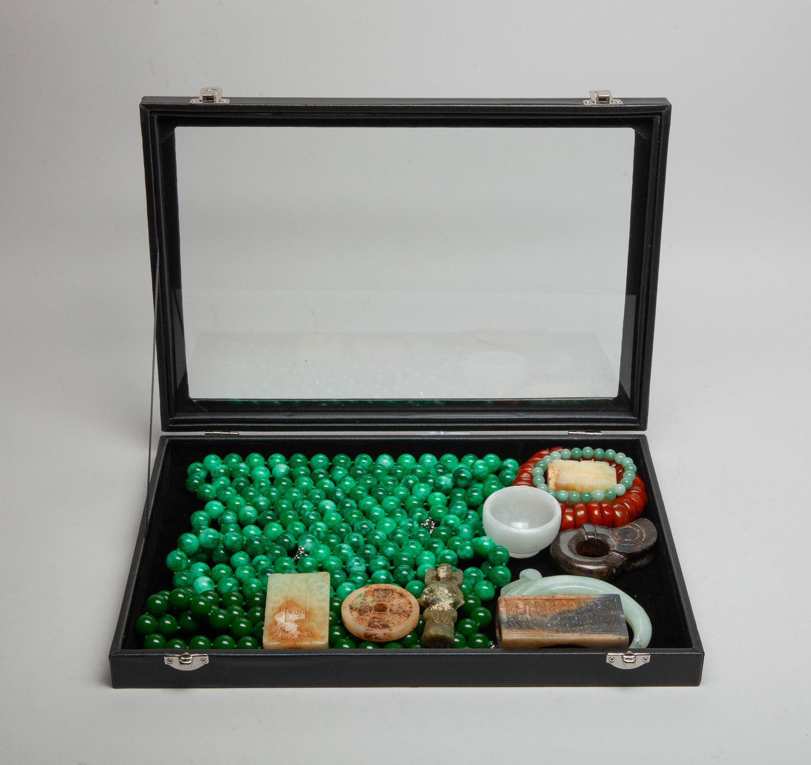 Estate Set Chinese Export Decor Colored Jewelry (1 of 10)