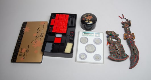 Estate Chinese, Japanese Decors