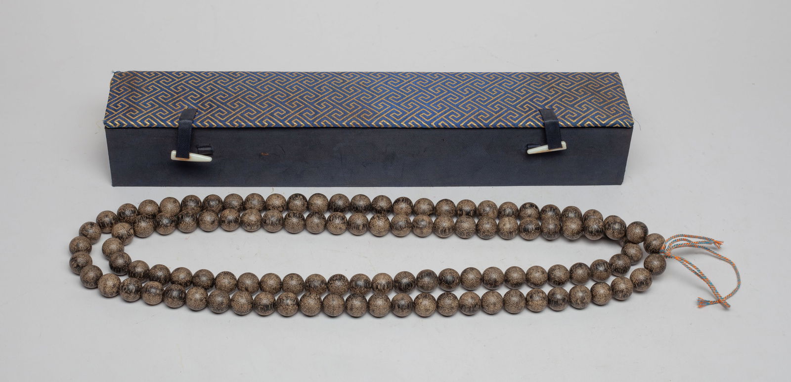 Collectible Chinese Export Agarwood Necklace (1 of 9)