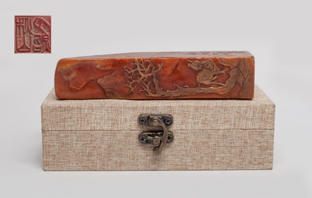Estate Chinese Shoushan Stone Tall Seal