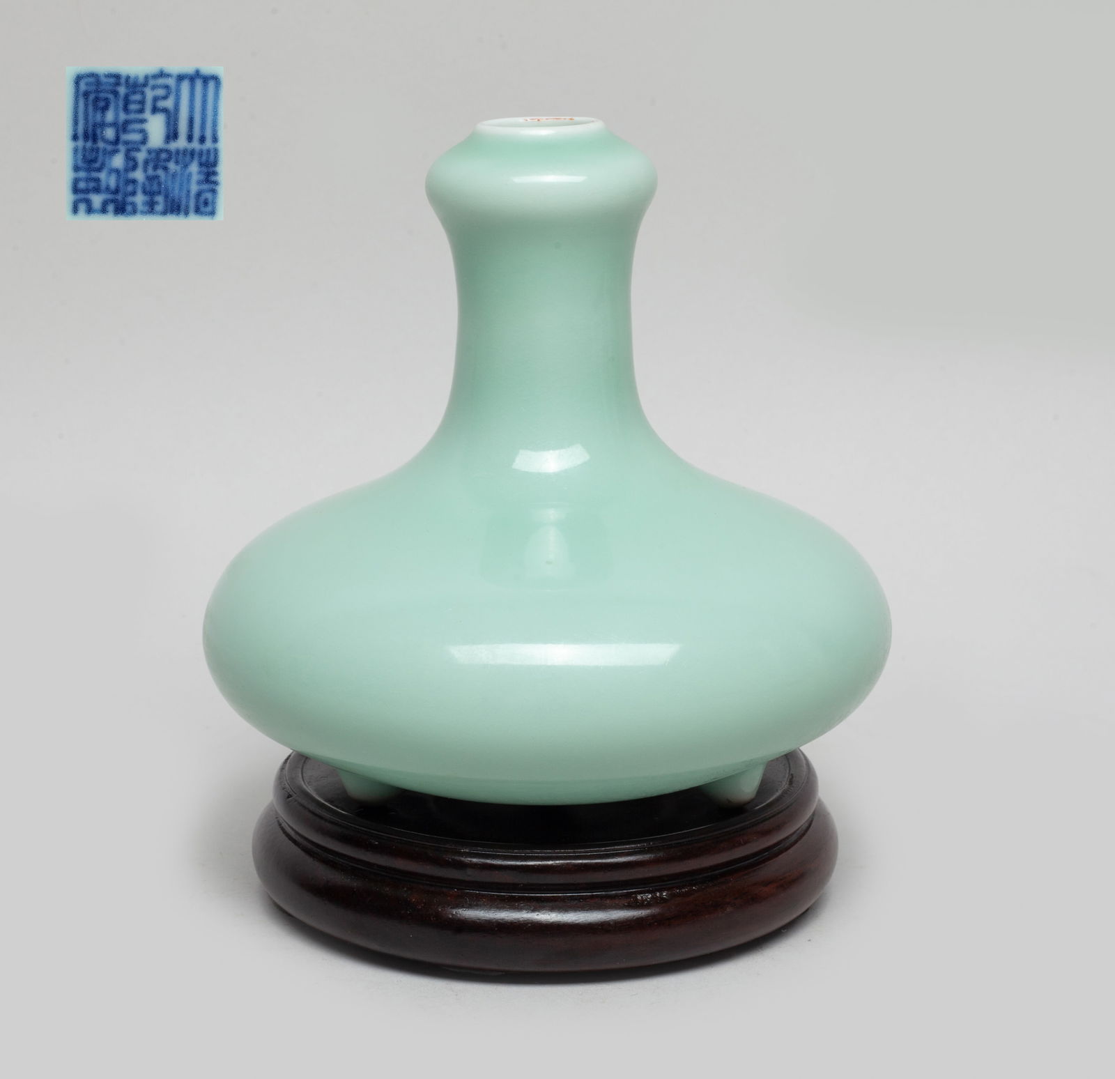 Chinese Bean Green Glazed Porcelain Vase (1 of 8)