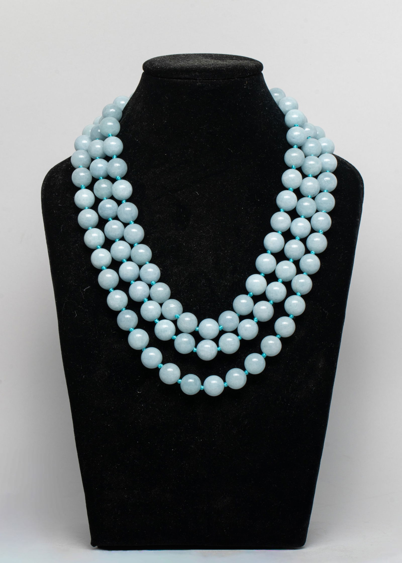 Collectible Aquamarine Necklace (1 of 9)