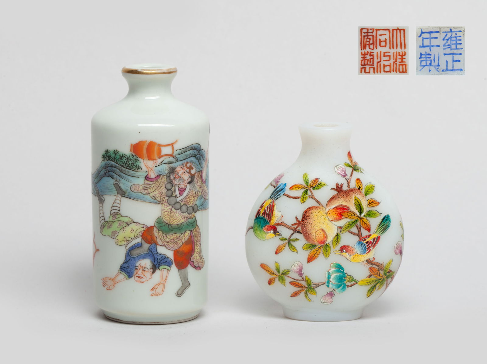 Chinese Porcelain & Glass Snuff Bottles (1 of 19)