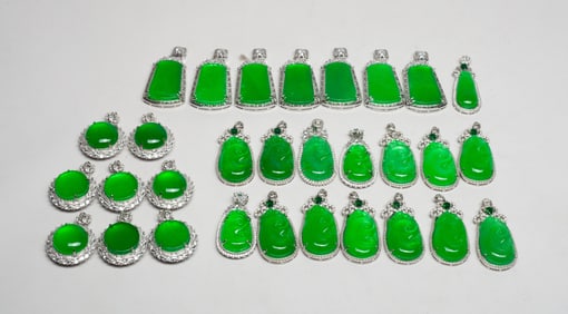 Set Chinese Export Colored Stone Pendants