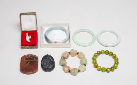 Estate Chinese Export Jade/ Stones
