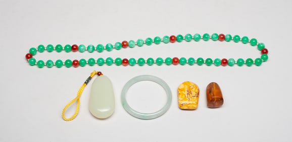 Estate Chinese Amber, Stone, Beads