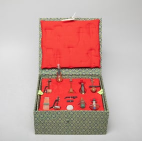 Collectible Chinese Cameo Agate Sculptures