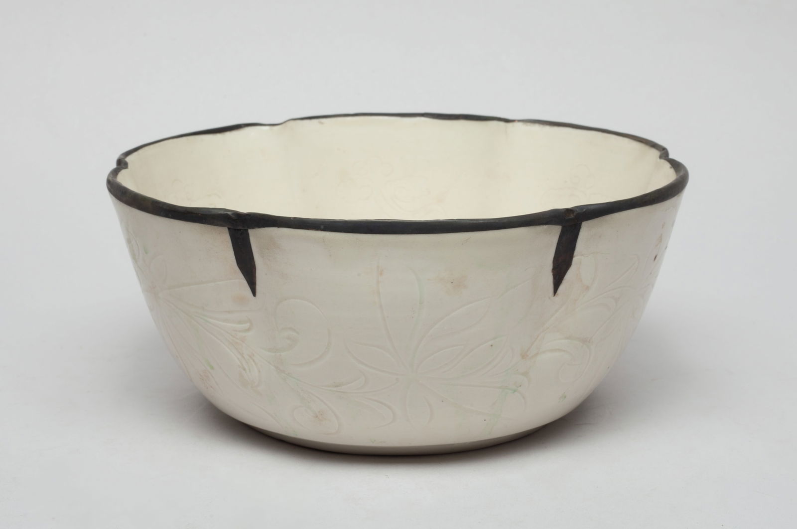 Large Chinese Ding Ware Porcelain Bowl (1 of 11)