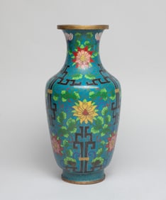 Late 19th Chinese Cloisonne Vase