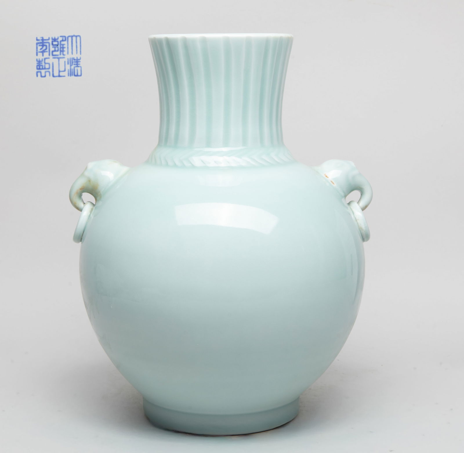 Estate Chinese Export Large Porcelain Vase (1 of 14)