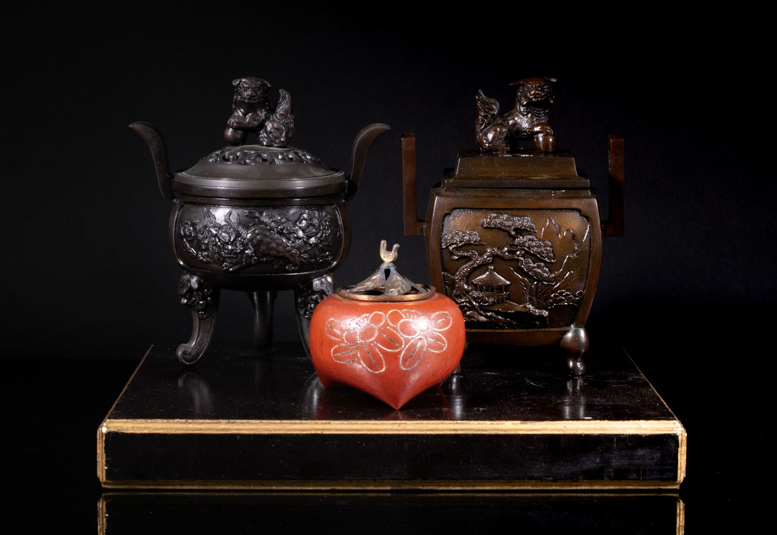 Set Vintage Japanese Cabinet Censers (1 of 15)