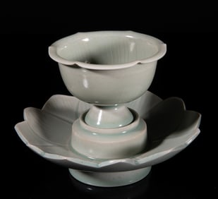 Estate Chinese Yaochou Form Porcelain Tea Cup