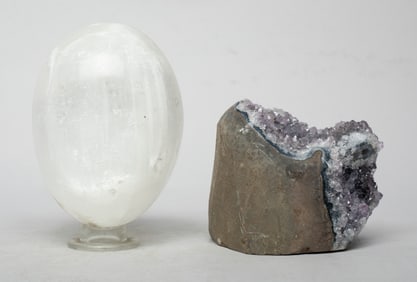 Amethyst Table Sculpture, Gemstone Egg