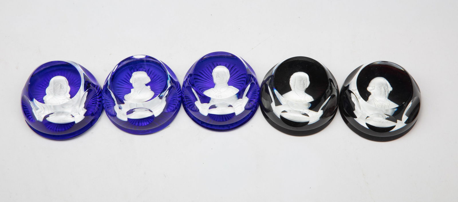 Set Vintage Baccarat Crystal  Paper Weights (1 of 12)