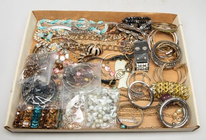 Estate Vintage Large Set Costume Jewelry