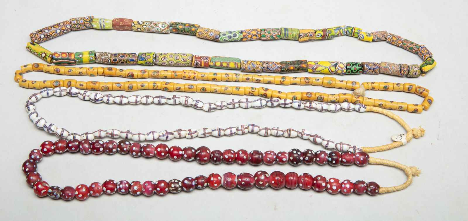 Set World Trade Glass Beads Collection (1 of 17)