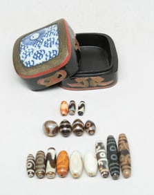 Estate Box of Chinese Dzi, Agate Beads