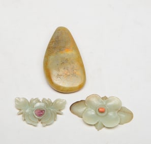 Estate Chinese Jade Pendants Set