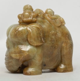 Chinese Russet Jade Sculpture of Elephant