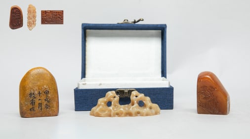 Estate Set Chinese Shoushan Stone Seals