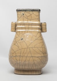 Chinese Ge Ware Porcelain Vase