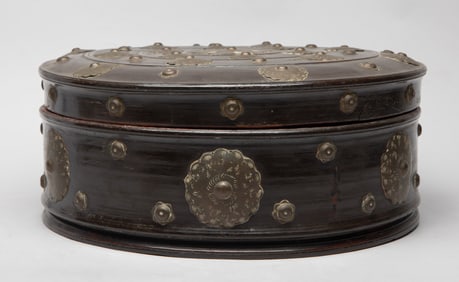 Large Chinese Lacquer Wood Manchu Hat Box