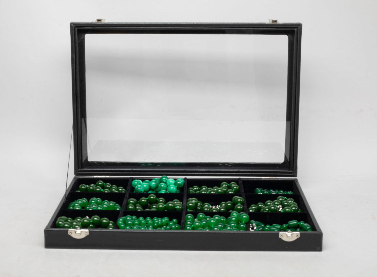 Set Chinese Export Colored Stone Necklaces (1 of 11)