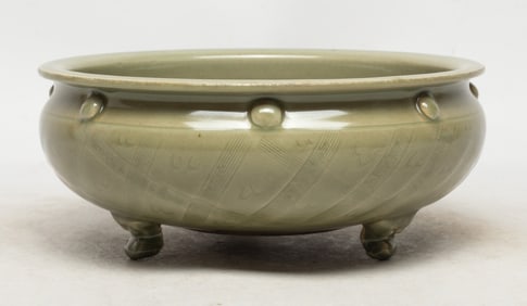 Large Chinese Longquan Porcelain Censer