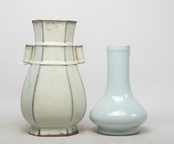 Two Chinese Export Porcelain Vases