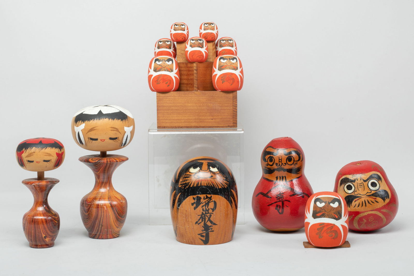 Set Vintage Japanese Wood Table Sculptures (1 of 11)