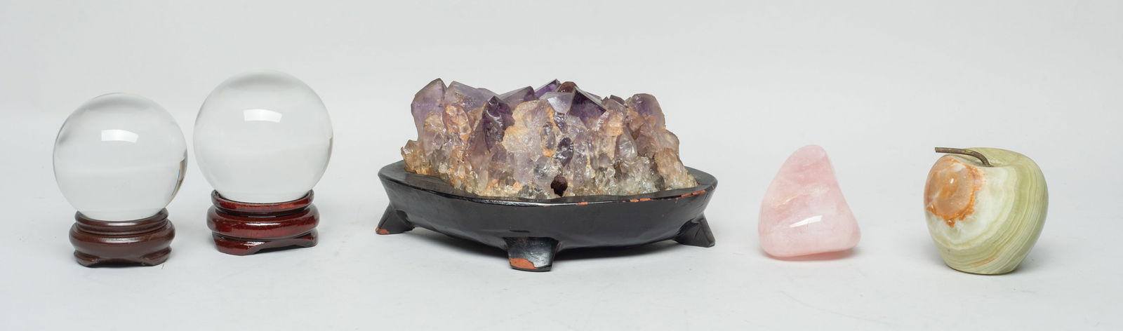 Amethyst Sculpture, Marble Apple, Stones: Including an amethyst sculpture, a marble apple sculpture, a rose quartz nugget, and two glass balls with stands. Approx. 5.3*3.3*2.5 inch (amethyst with stand).
