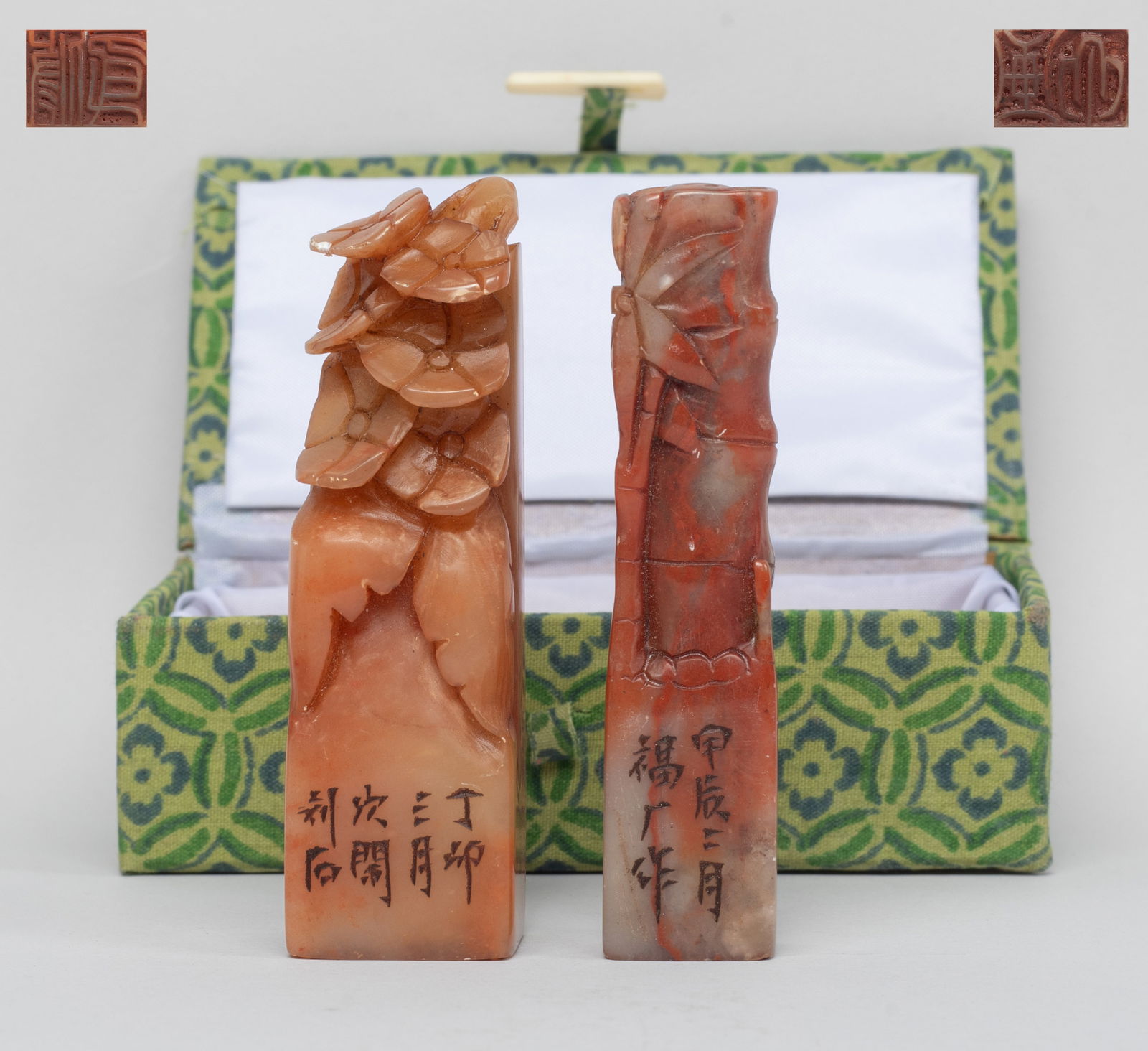 Two Chinese Shoushan Stone Seals (1 of 16)