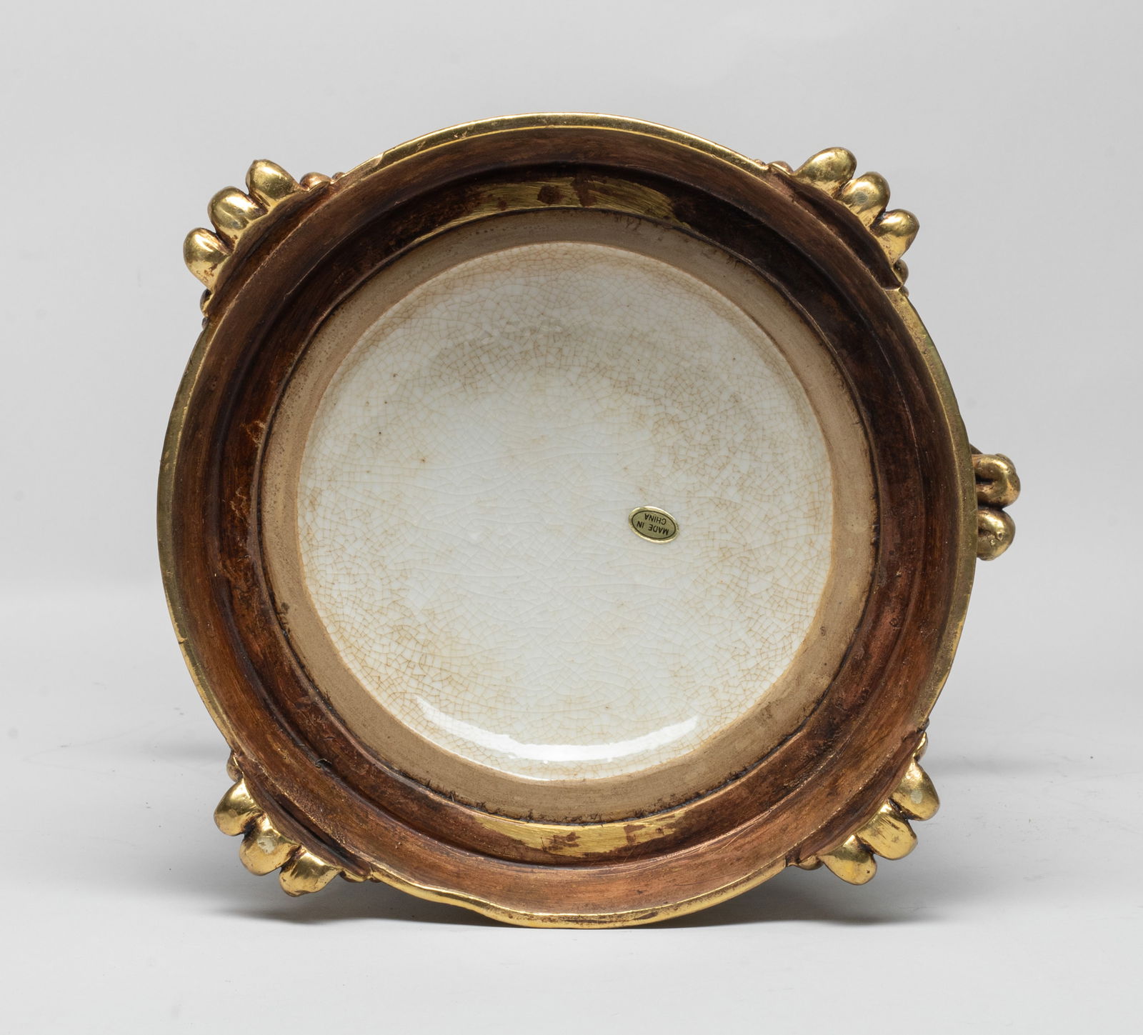 Two Chinese Export Porcelain Jars - 13