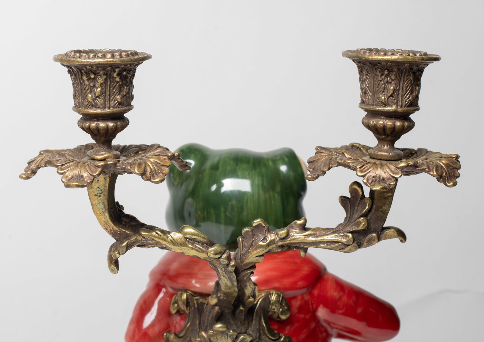 Two Chinese Export Porcelain Candlesticks - 17