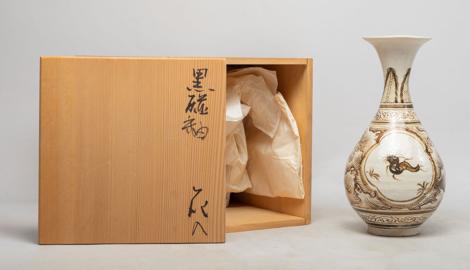 Estate Chinese Cizhou Porcelain Vase (1 of 11)