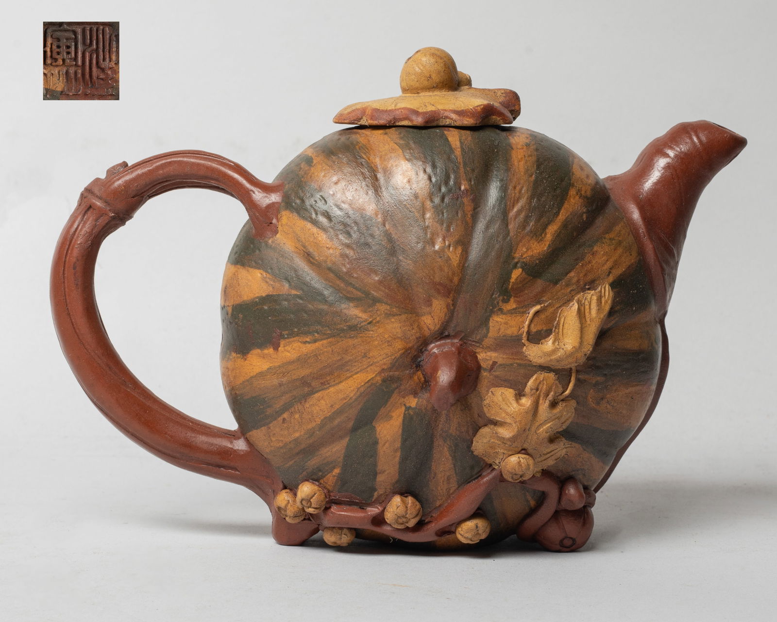 Rare Chinese Yixing Zisha Clay Tea Pot (1 of 10)
