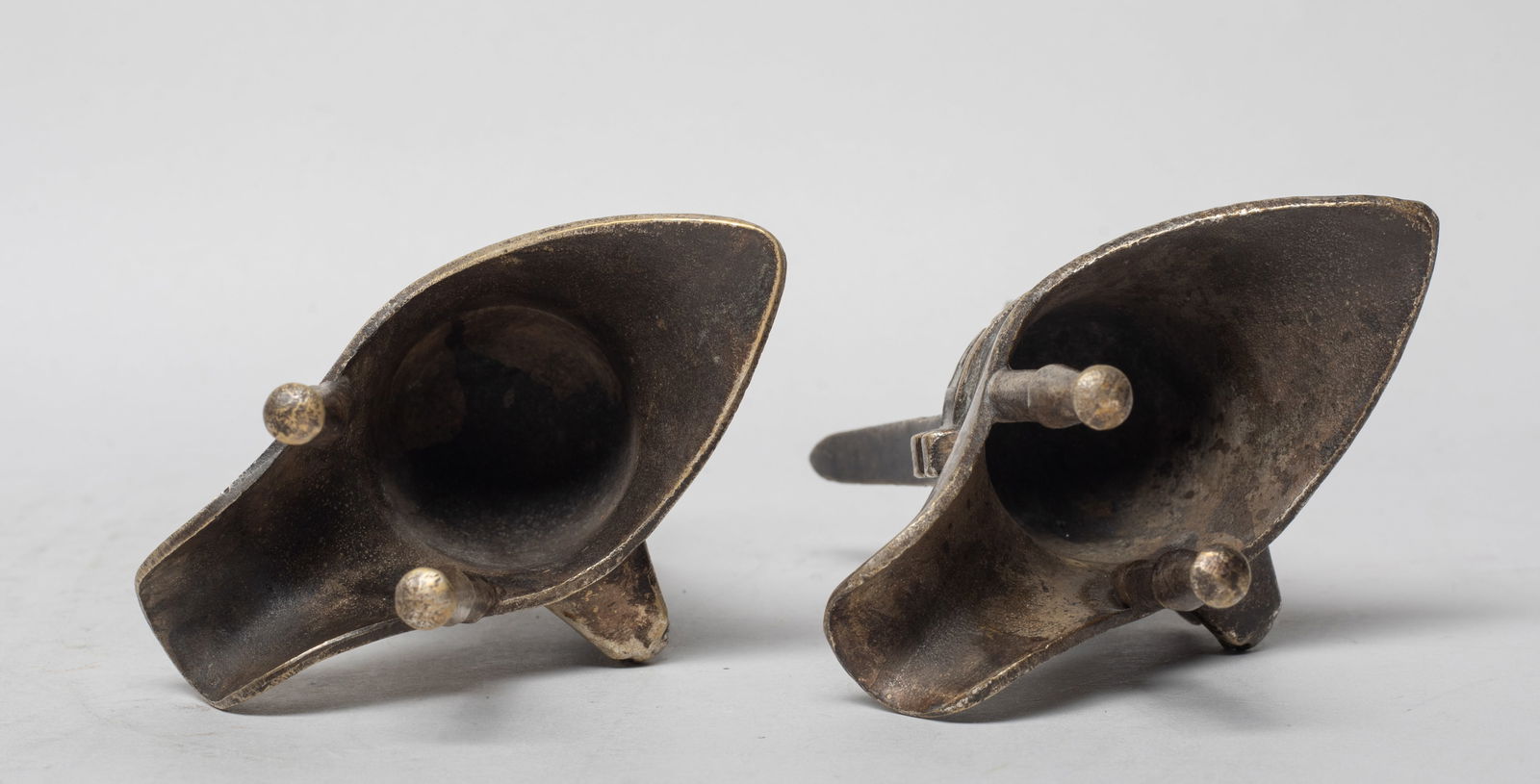 Two Chinese Bronze Libation Cups - 3