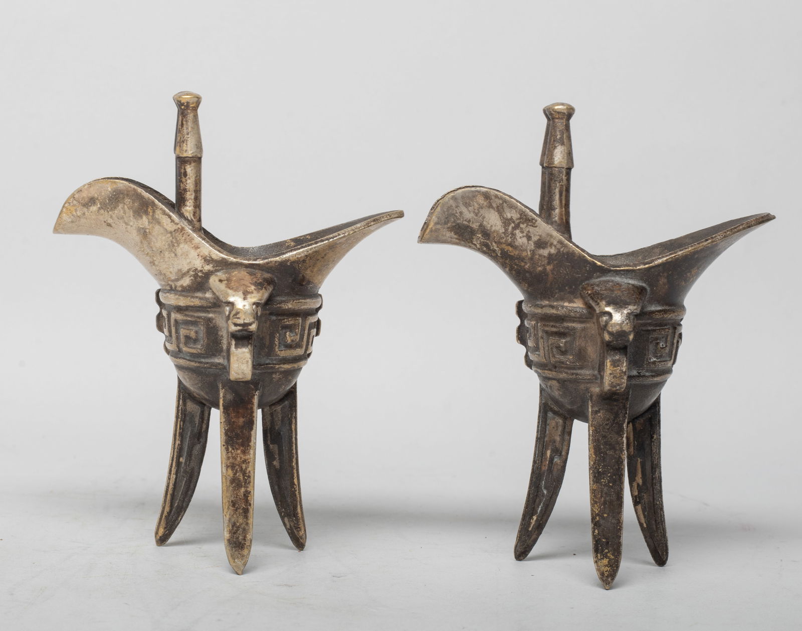 Two Chinese Bronze Libation Cups - 4