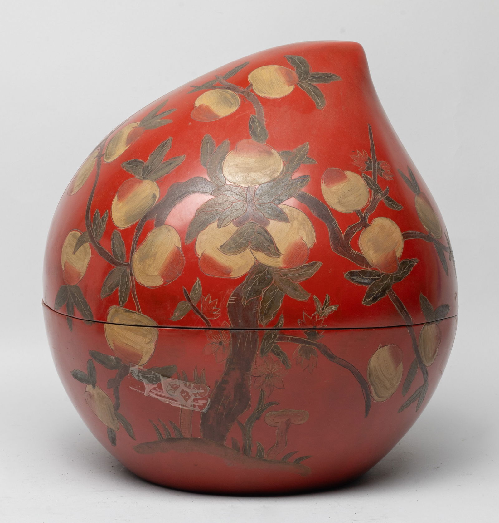 Large Chinese Lacquer Peach Box (1 of 10)